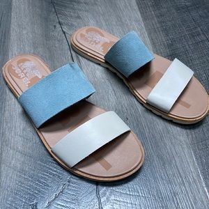 Size 7 Sorel slide sandals